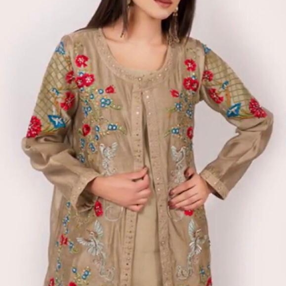Embroidered Floral Beige Tunic